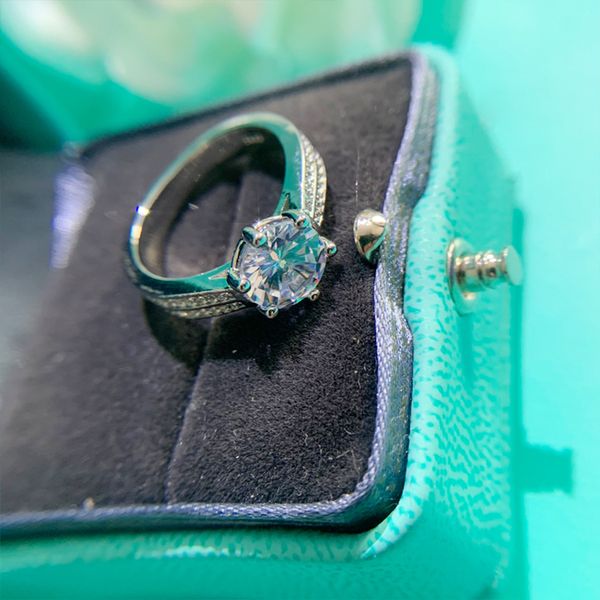 

desioner rinos for women wedding diamond band luxury lew elry accessories never fade not allergic size 6-10, Golden;silver