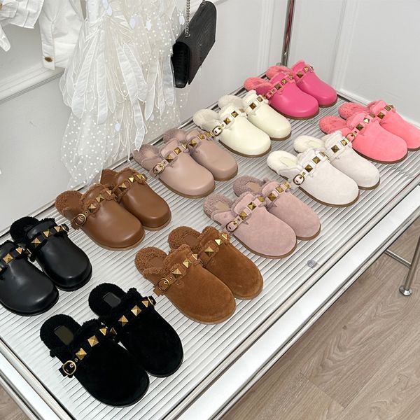 

winter slippers fur shearling suede clogs women sandal designer furry shoes slip on cork flat mule wool fluff slides vlogo leather boot boot, Black