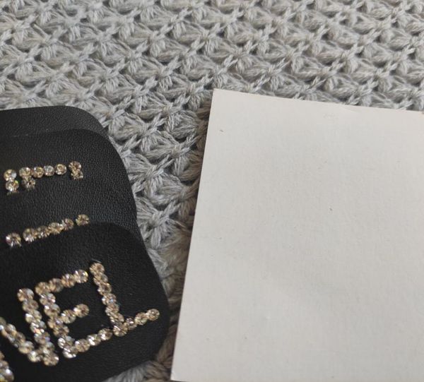 

fashion hair clips classic rhinestone c collection accessories with paper card6334968, Slivery;golden