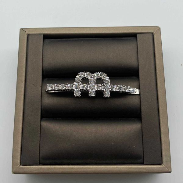 

r miumiu hairpin fashion new letter m crystal sweet fairy style m- letters full of diamonds hairpin valentine's day gifts light luxury, Golden;silver