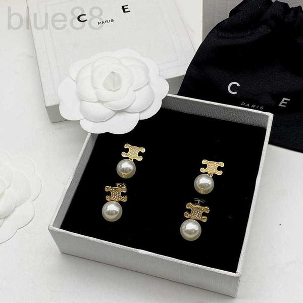 

charm designer new triumphal arch full diamond pearl earrings for women's light luxury versatile and minimal silver needle allergy prev, Golden