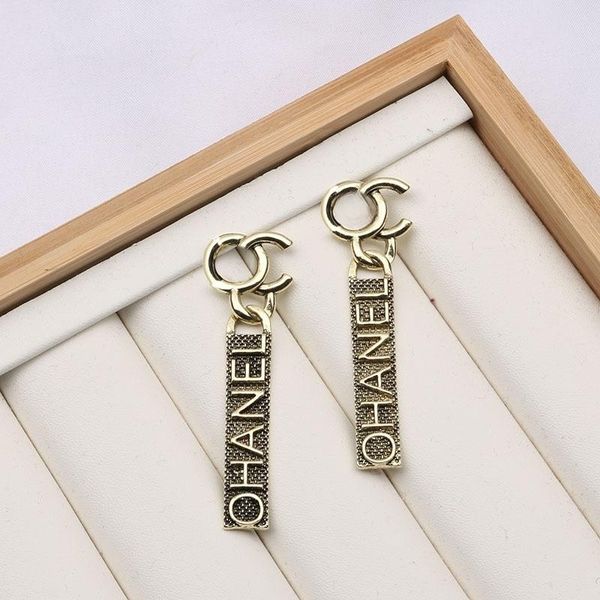 

8215 new cross border designer fashion sweet gold and silver earrings exaggerate cool style earrings 925 silver pop, Golden;silver