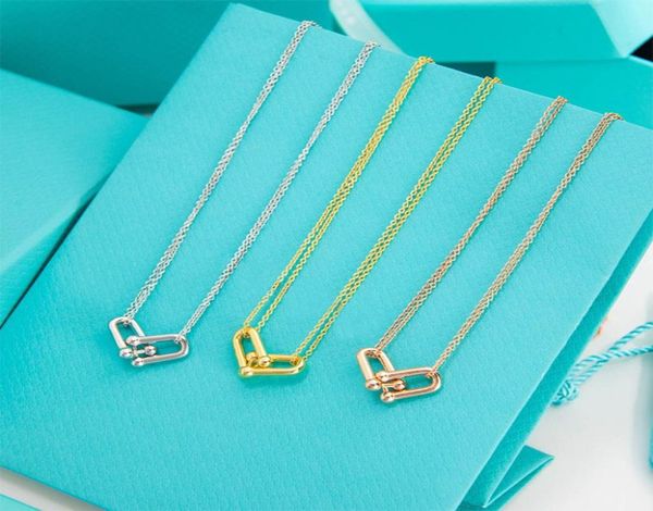 

2022 fashion brand horseshoe pendant necklace luxury korean men and women t necklace classic couple stainless steel necklaces desi1462724, Silver