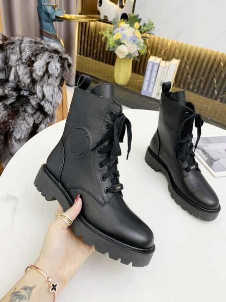 

designer shoes chunky heel ankle boots pointed toes western cowboy boots carved motorcycle 0822, Black