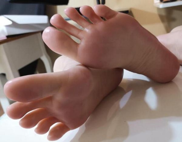 

1pair real female foot art mannequin bones silicone pography silk stockings jewelry model soft silica gel c7331959462, Khaki
