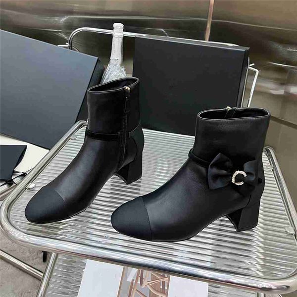 

luxury design boots 2023 channel fashion women's work decoration snow skid anti slip knight boots martin boots casual socks boots 05-00, Black