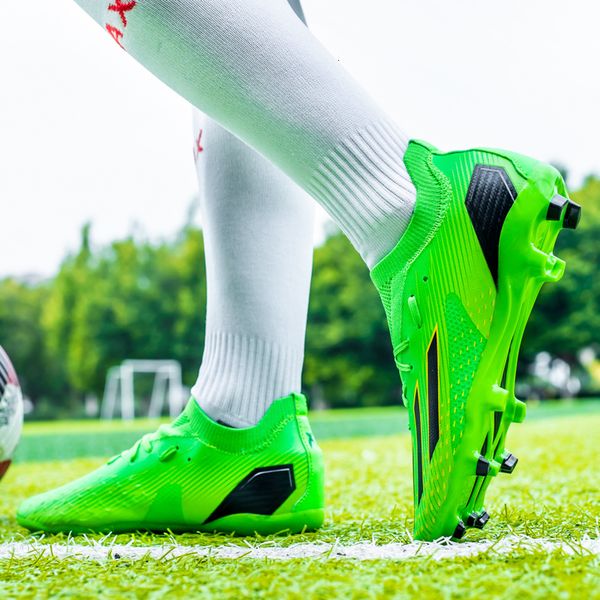 

dress shoes qnx-2055 ultralight mens soccer shoes turf soccer cleats kids sneakers tf/fg training football boots chuteira campo 230822, Black