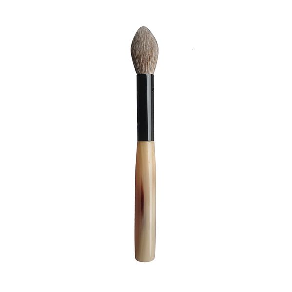 

makeup tools professional handmade brushes dl15 red squirrel goat hair small tapered highlighter brush ox horn handle make up 230822