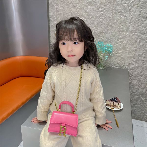 

handbags kids mini cute luxury designer r letter handbag fashion leather golden chain shoulder bag princess little girls crossbody purse 230, Black