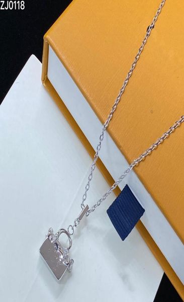 

fashion pendant necklaces simple silver plating clavicle chain necklace for women stainless steel jewelry mini cubic bag charm cho7404509