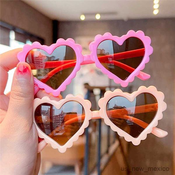 

sunglasses girls boys cute protection sunglasses children solid color heart shape outdoor sun lovely sunglasses kids glasses r230823, White;black