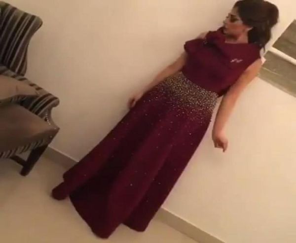 

2017 prom gowns wine red asymmetrical neckline beaded a line princess skirt floor length evening dresses with bow tie7340417, Black