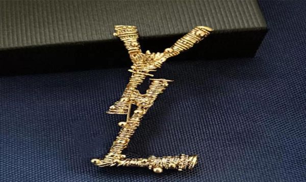 

fashion designer brooch pins men women brand luxury gold letter brooch pin suit dress pins for lady designer jewelry womens 47cm 37709470, Gray