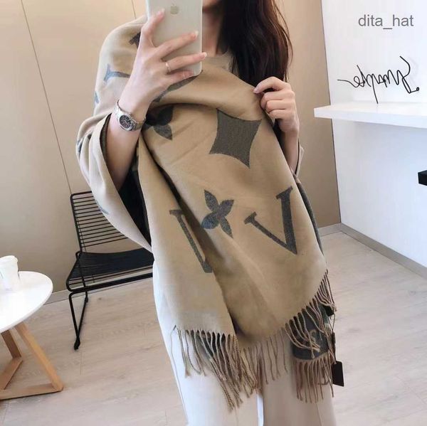 

2022 designer cashmere scarf women new fashion autumn/winter warm shawl scarf clothing collocation, Blue;gray