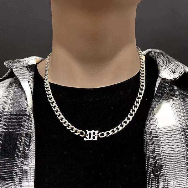 

designer hip hop cuban necklaces fashion niche necklaces for men and women handsome titanium steel alphabet chunky chain, Silver