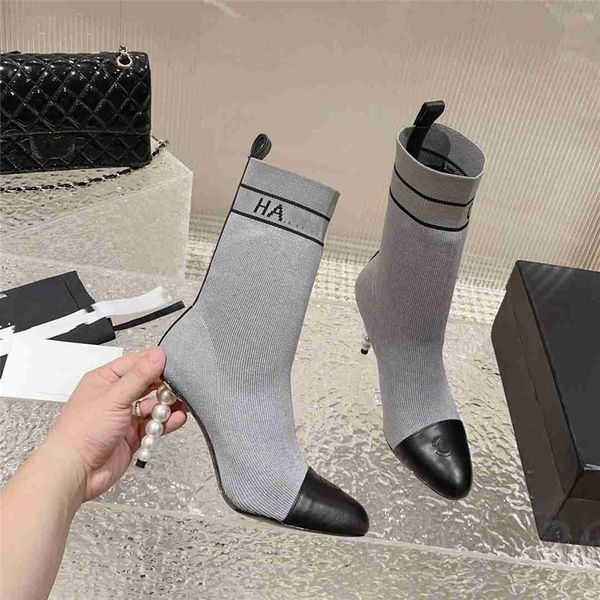 

luxury design boots 2023 channel fashion women retro decoration winter warm snow non slip high heel martin knight tassel casual socks boots, Black