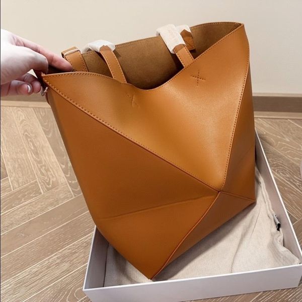 

brown the tote bag designer bag luxurys handbags shoulder bag bucket bag crossbody bag beach bag saddle bags designer women bag