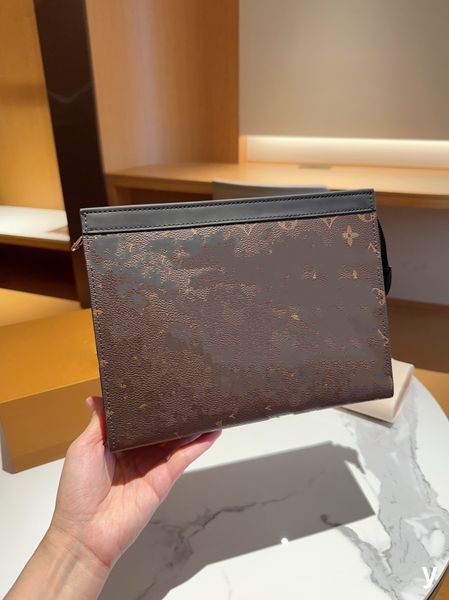 

designer fashion bag men's and women's hand bag wash bags
