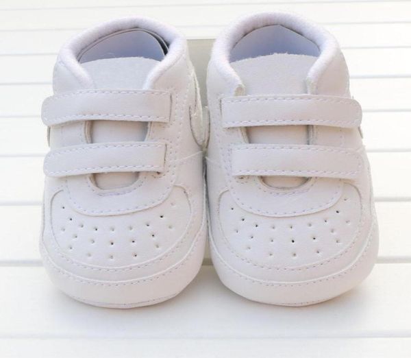 

2022 baby shoes 018months kids girls boys toddler first walkers antislip soft soled bebe moccasins infant crib footwear sneakers1170406