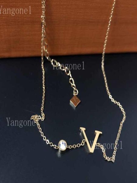 

fashion vintage letter pendant necklaces titanium steel short chain necklace jewelry couple gift christmas highly quality5444276, Silver
