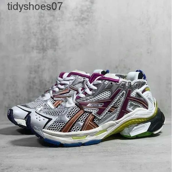 

quality casual shoes triple 7.0 runner sneaker designer est tracks balenciga gomma paris speed platform fashion outdoor sports shoes size 36, Black