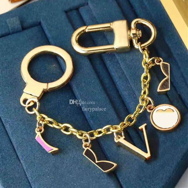 

new fashionable brand key rings letter designer keychain metal keychains womens bag pendant car couple accessories party gift wholesale, Silver