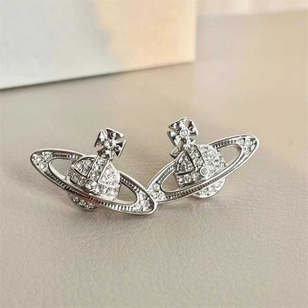 

2023queen mother's star earrings ins light and luxurious versatile niche design online red earrings tiktok live broadcastvivian, Golden