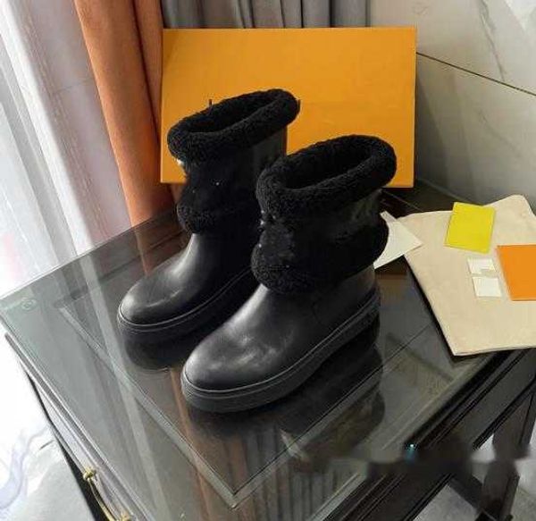 

designer martin boots black ankle biker platform flats combat boots low heel lace up booties leather chain buckle women's luxury design