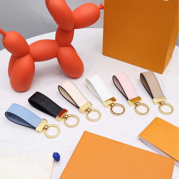 

key chain buckle lovers car luxury keychains designer real leather stainless steel women bags pendant accessories gift with box, Silver