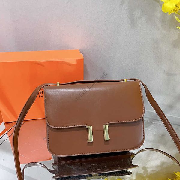 

women's bag fashion designer bag 2023 women's new handbag metal letters classic clamshell luxury bag purse crossbody bag