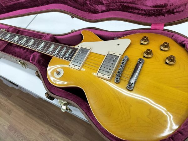 

cs 1958 standard reissue electric guitar as same of the pictures