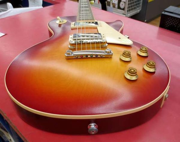

paul std /faded 60s cb electric guitar as same of the pictures