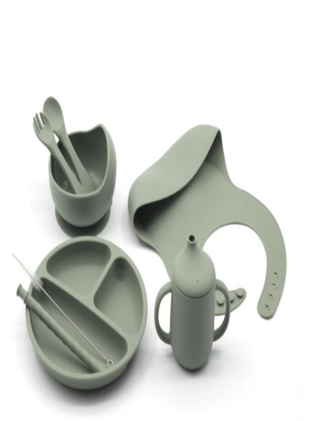 

7pcs set baby feeding silicone tableware children039s food supplement dinnerware dish bowl plate bibs spoon fork kids accessori6390449