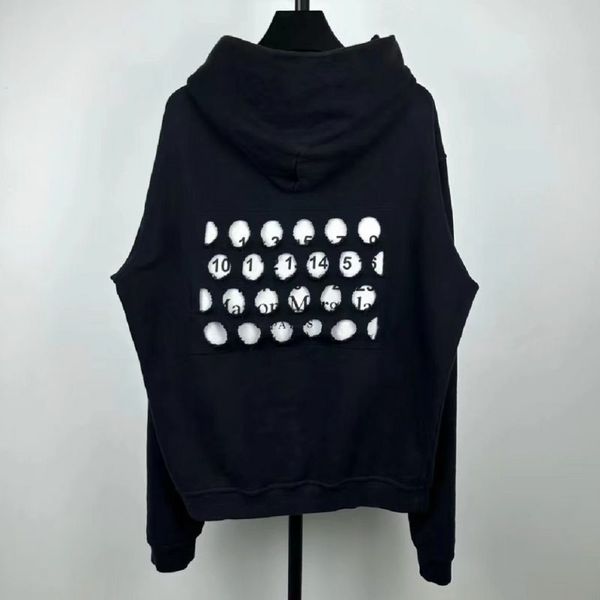 

men's hoodies sweatshirts mm6 margiela embroidered letter cutout design couple hooded pullover men women clothes 230823, Black
