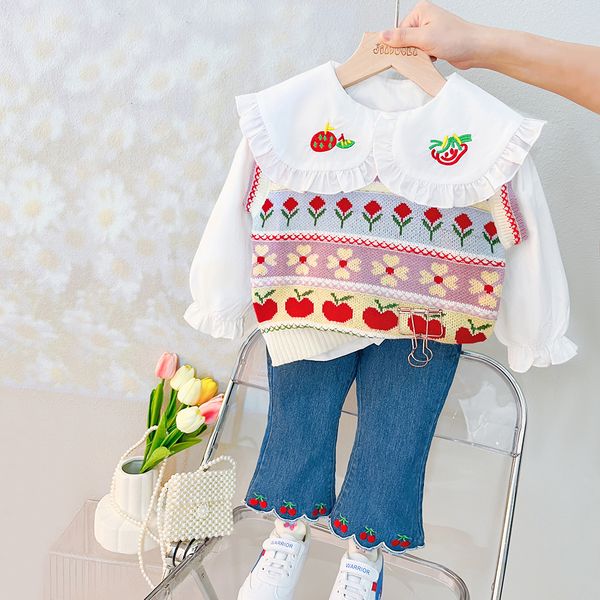 

clothing sets 2023 spring baby girls kids floral vest shirt jeans 3 pcs suits infant clothes outfits children princess costume 230823, White