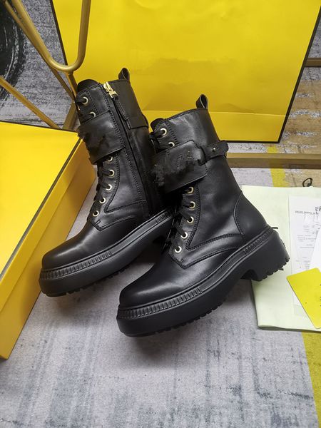 

designer black ankle chunky platform flats combat boots low heel lace-up booties leather chains logo buckle women luxury 0822