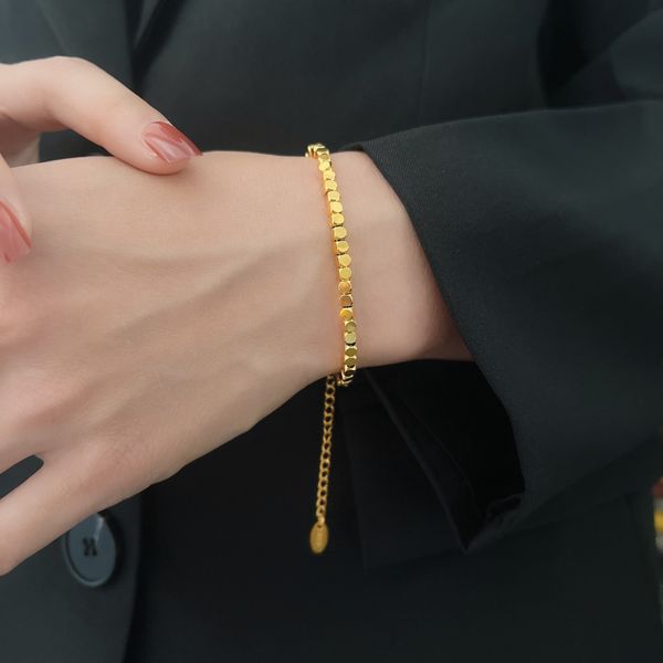 

18k gold small square bracelet titanium steel does not fade ins light luxury high-grade sense, Black