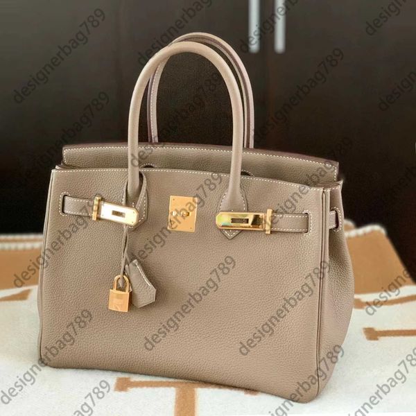 

luxurys designer famous totes shoulder bag crossbody leather women pochette scarf grip weekend stock luggage mens travel strap handbag clutc