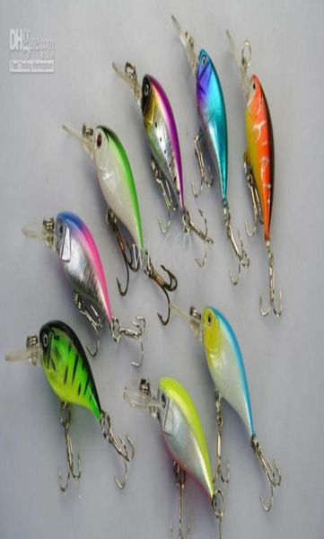 

lot 30 fishing lures crankbait crank hooks bass 46g55cm050168468302835