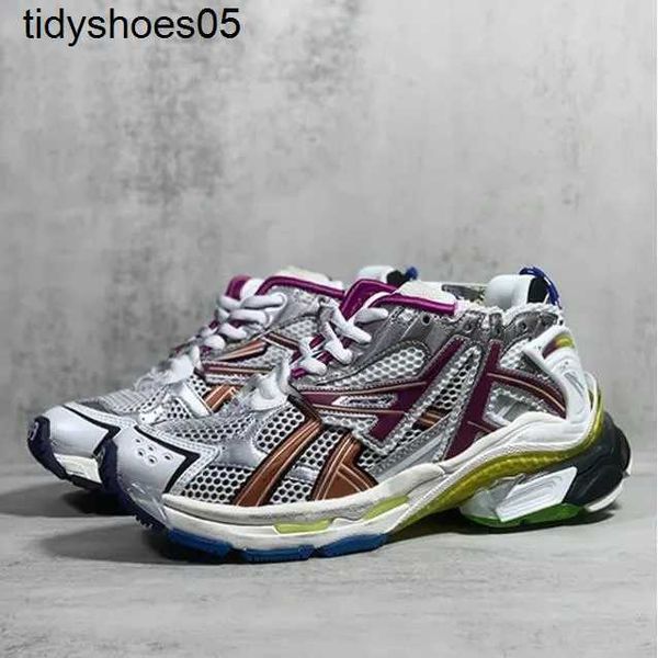 

casual shoes triple s 7.0 runner sneaker designer est tracks 7 balencigagomma paris speed platform fashion outdoor sports sneakers size 36-4, Black