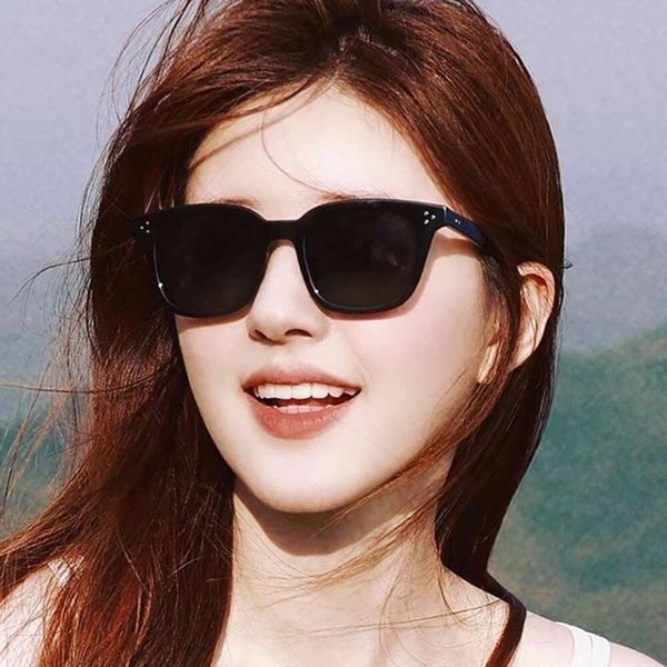 

zhao lusi gm sunglasses for women high end ins anti violet men, White;black