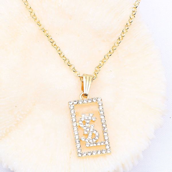 

5008cross border selling small fragrance letter pendant necklace popular letter necklace women's fashion long versatile pearl pendant, Silver