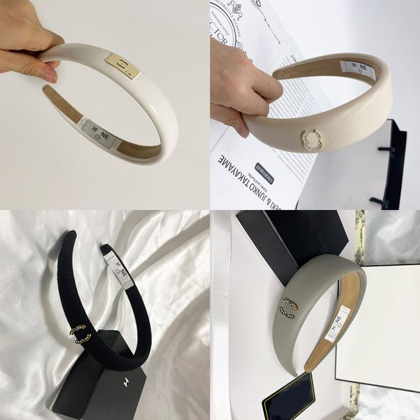 

luxury designer hand knitting headbands hair bands for women brand elastic letter headband pu leather pearl flower metal sports fitness head, Black;brown