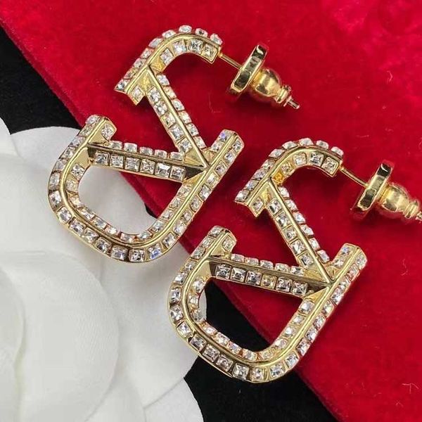 

designer earrings valentino luxury v letter square stone water diamond for women fashion 925 silver needle earrings valentine's day gif, Golden;silver