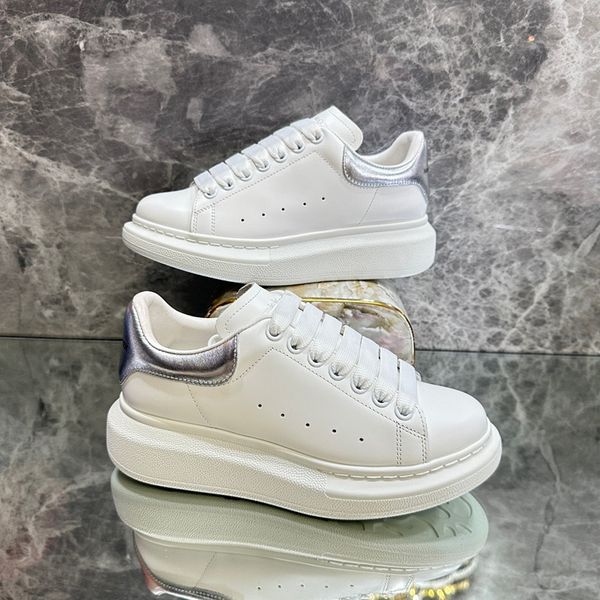 

luxury men women designer casual shoes white black pink blue green red calf leather lace-up sneaker oversized rubber sole trainers flat loaf