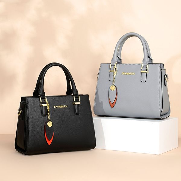 

23 new fashion women pu totes 5a quality large capacity crossbody bag lady solid color shopping shoulder bags luxury designer adjustable sho