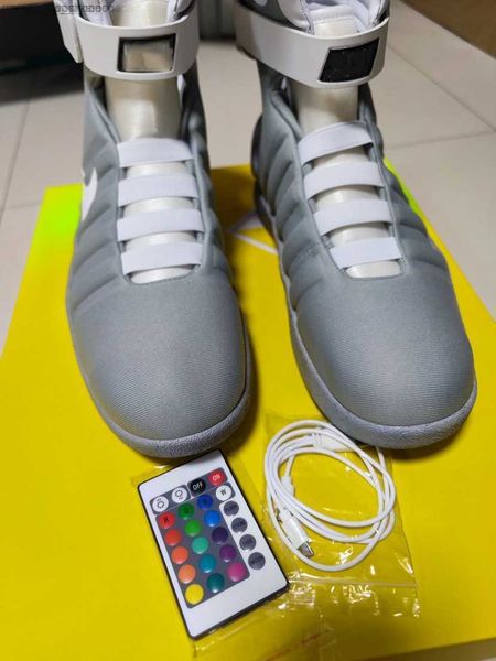 

automatic laces air mag sneakers marty mcfly's led shoes back to the future glow in dark gray mcflys back to the future, Black