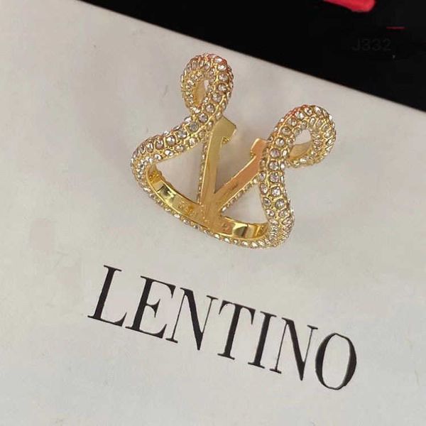 

designer ring valentino luxury v-letter rhinestone adjustable open fashion versatile brass material ring valentine's day gifts quality, Silver