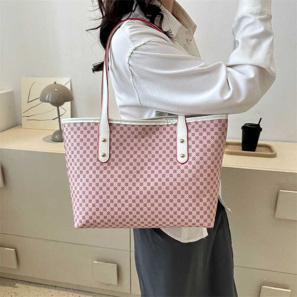 

shoulder bags fashionable shoulder bag for women with large capacity in new style autumn and winter bag commuting tote