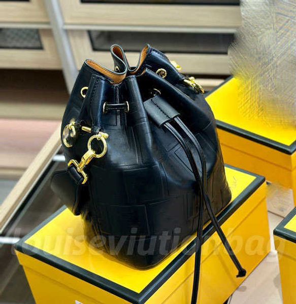 

2023 high-quility women bucket bag female shoulder bags embroidery vintage soft leather lady cross body handbag for women hobos bag tote din